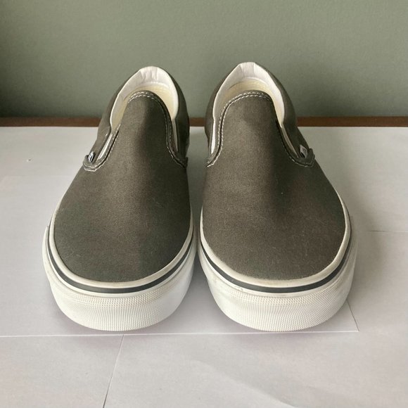 Vans slip-on shoes size 11 US Men - Picture 3 of 6